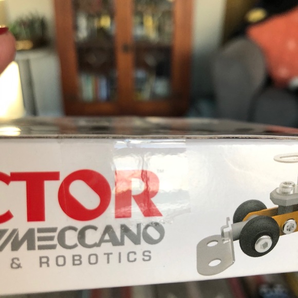 Erector Set by Meccano 26 Parts+Tools Bulldozer - Picture 7 of 8